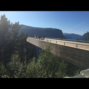 Meet your Posher, Camille